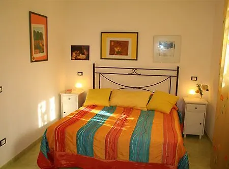 Il Tulipano Alojamento de Acomodação e Pequeno-almoço Colli di Fontanelle