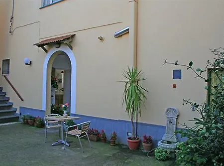 Alojamento de Acomodação e Pequeno-almoço Il Tulipano